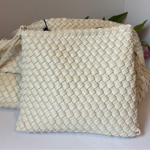 Rachel Zoe Cream Woven Women's Bag with Matching Wristlet - Picture 6 of 9
